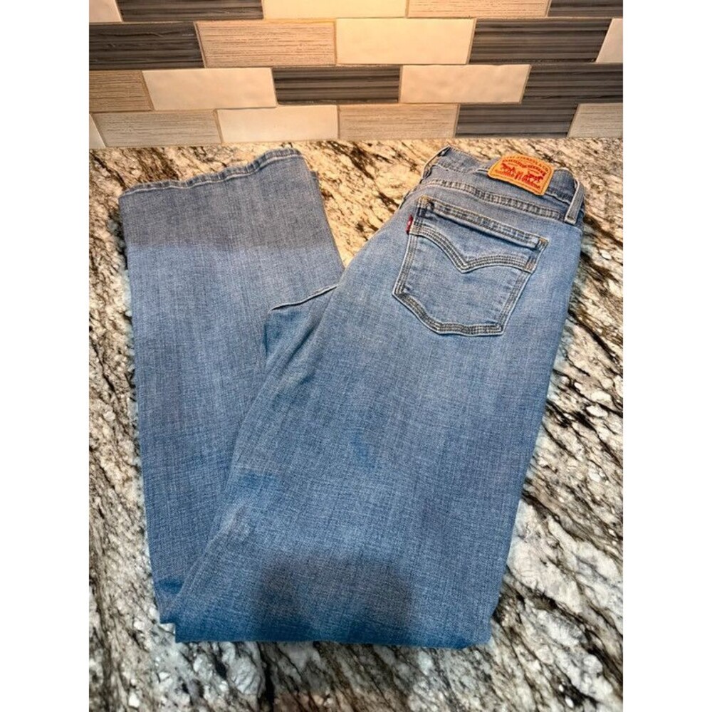 Levi’s Women’s Classic Bootcut sz 6 Jeans Light Wash